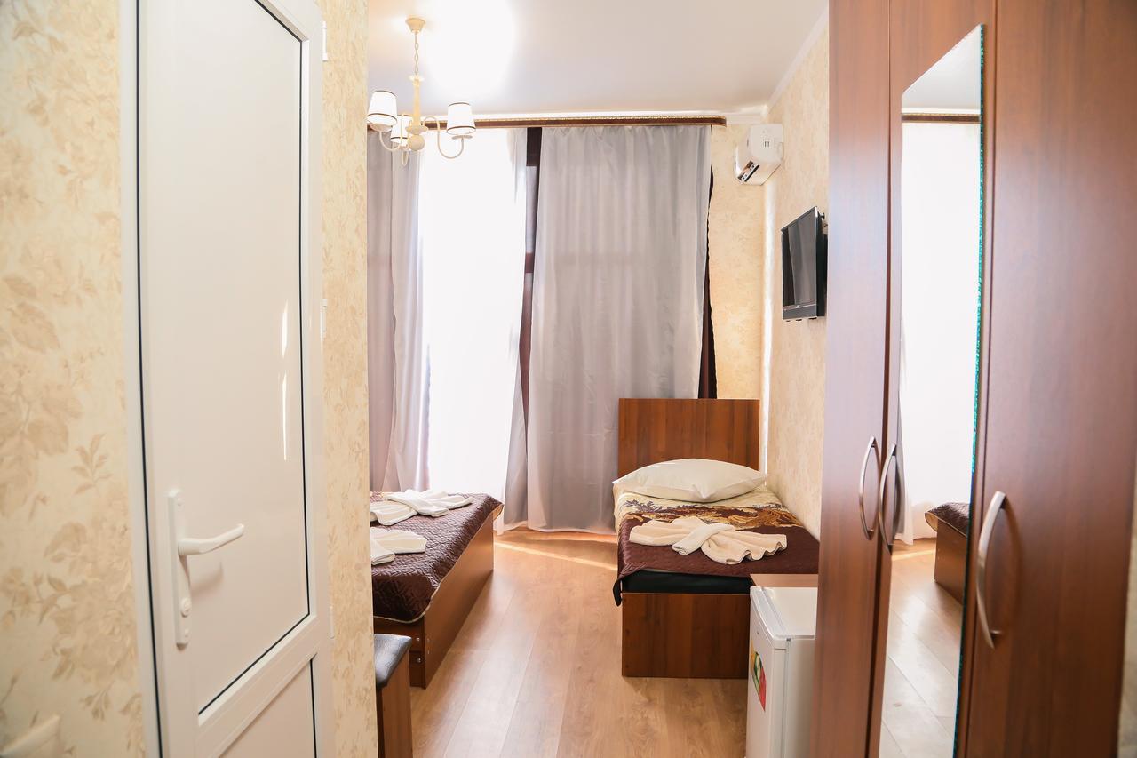 Bon Amour Gagra Bagian luar foto